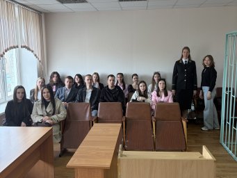 Студенты посетили Кировский районный суд г. Красноярска